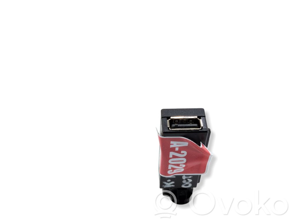 Skoda Octavia Mk3 (5E) Gniazdo / Złącze USB 