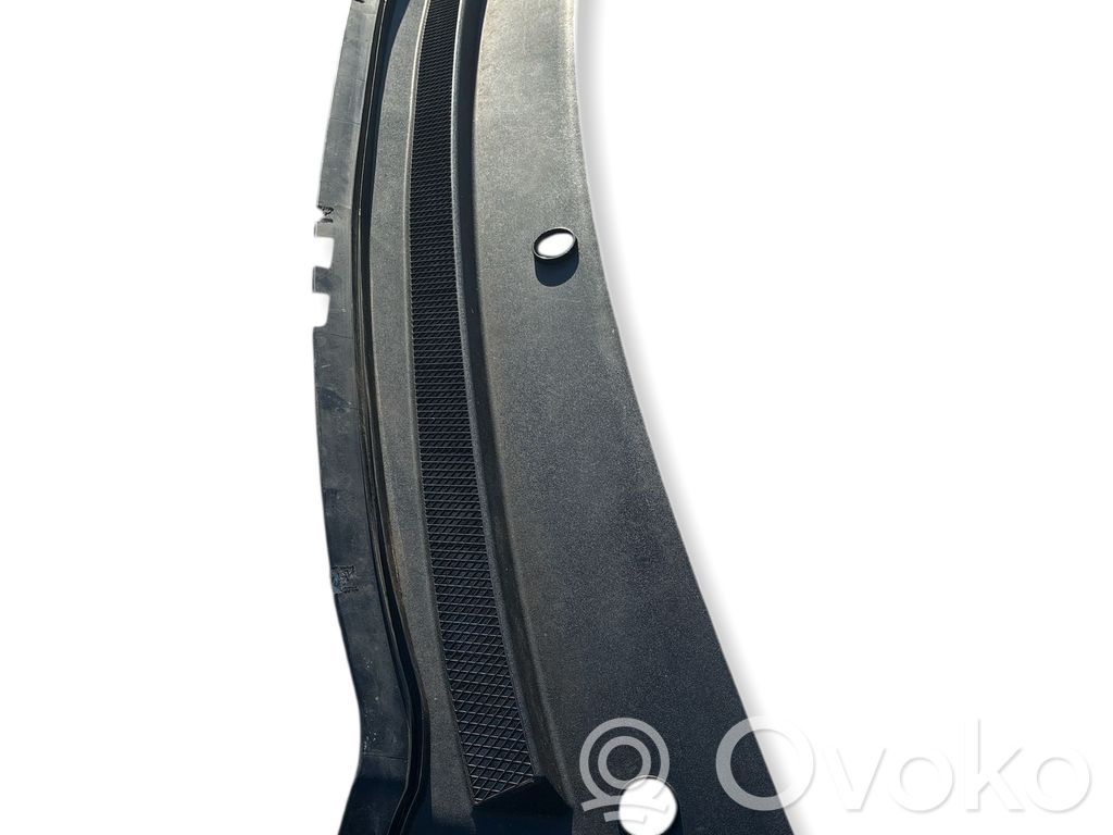 Ford Focus Wiper trim 