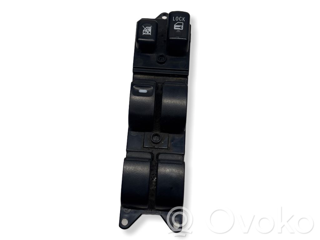 Mitsubishi Outlander Electric window control switch 