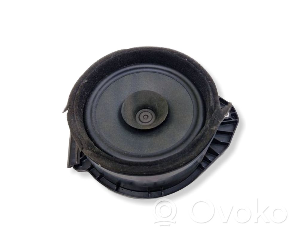 Opel Insignia B Altavoz de la puerta trasera 