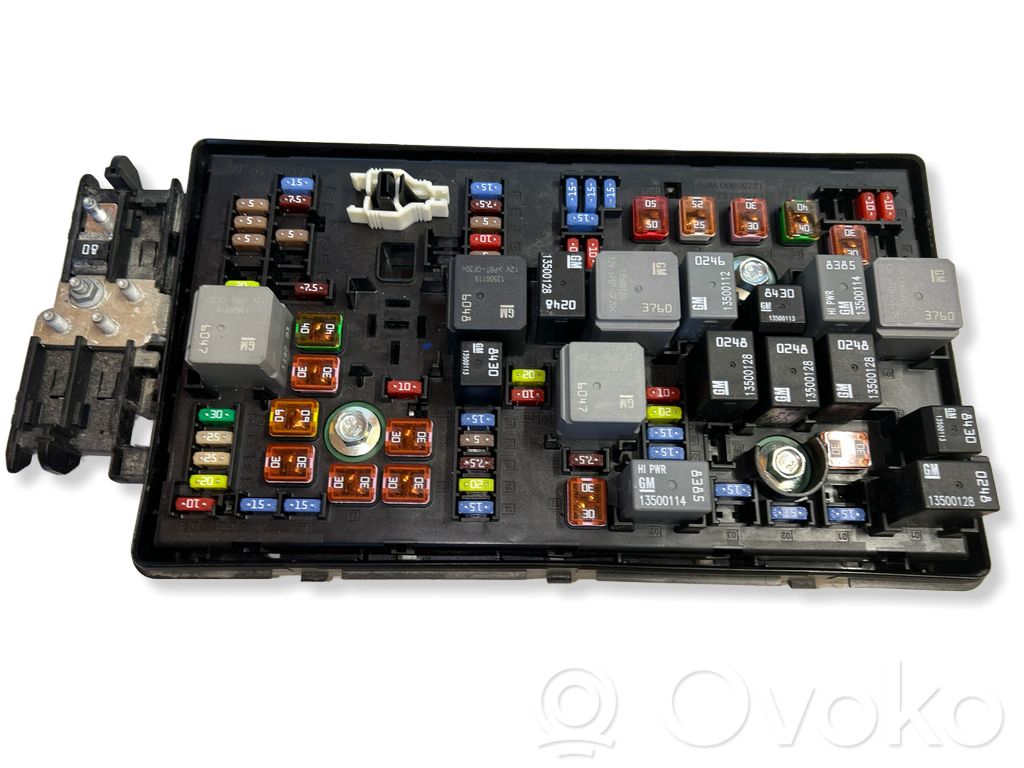 Opel Insignia A Módulo de fusible 