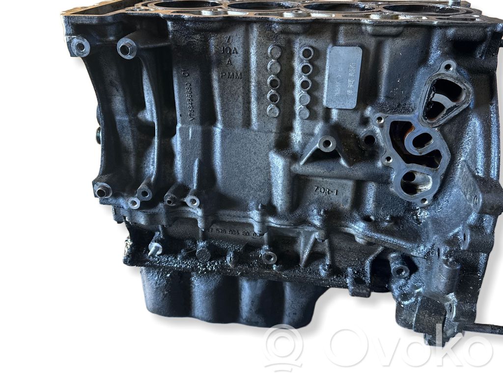 Peugeot 5008 Engine block 