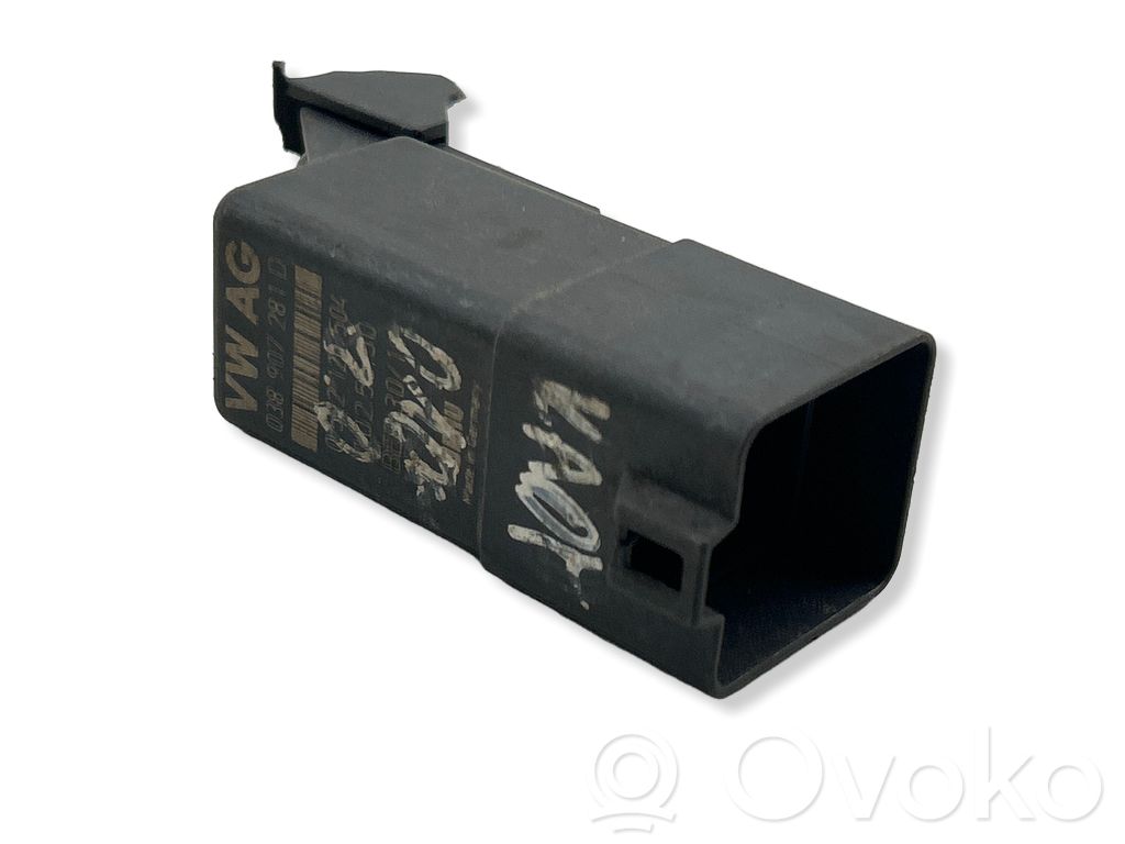 Volkswagen Caddy Glow plug pre-heat relay 