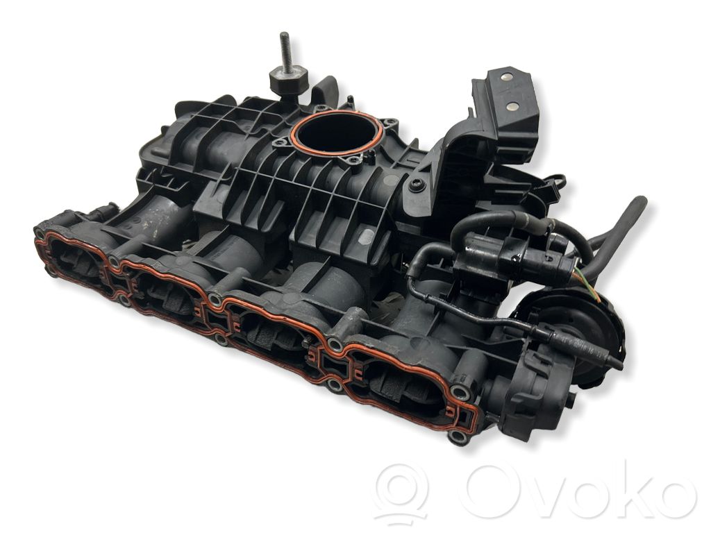 Audi A4 S4 B9 Kolektor ssący 