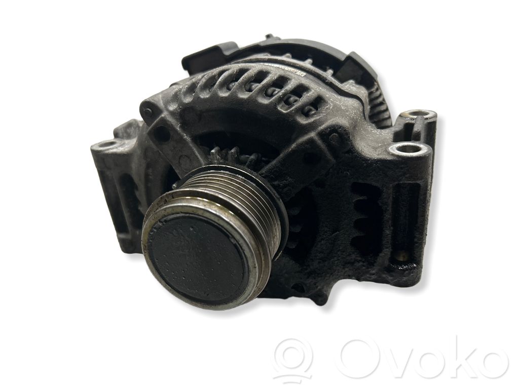 Audi A4 S4 B9 Ģenerators 