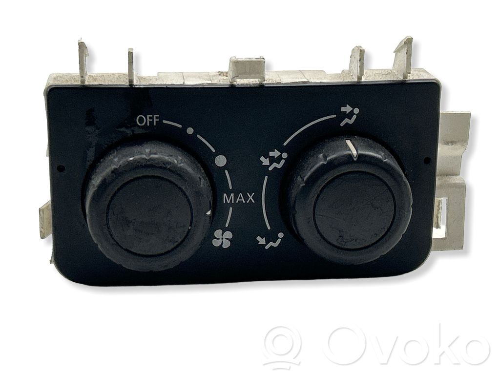Climate control unit   920475,52488601