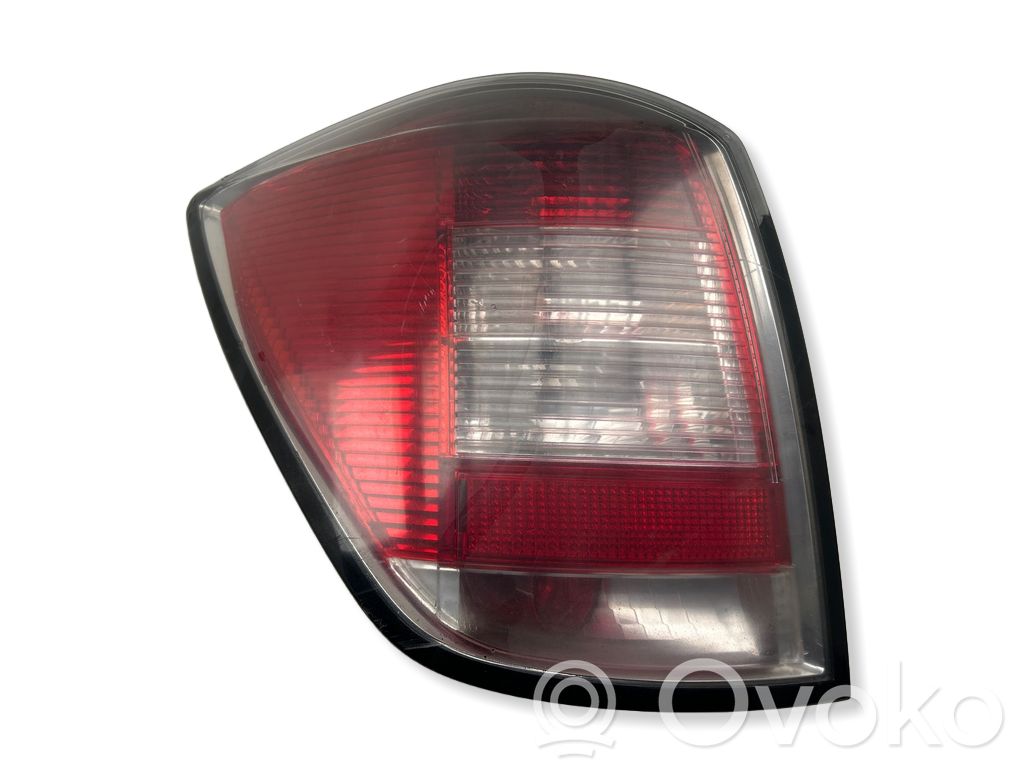 Opel Astra H Lampă spate în caroserie 