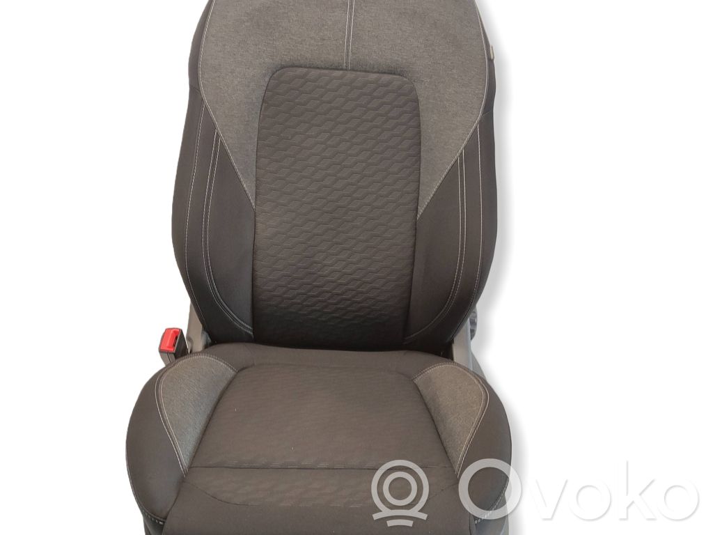 Fotel przedni kierowcy   L1TA61705BE,3915704,00034152,HB8BA,L1TBA600E38AB3ZHE
