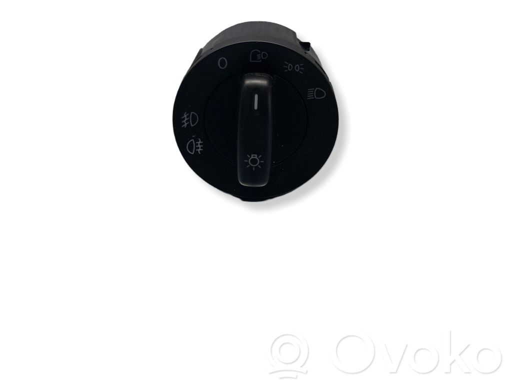 Volkswagen PASSAT B6 Light switch 