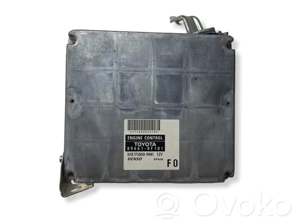 Toyota Corolla Verso AR10 Engine control unit/module 
