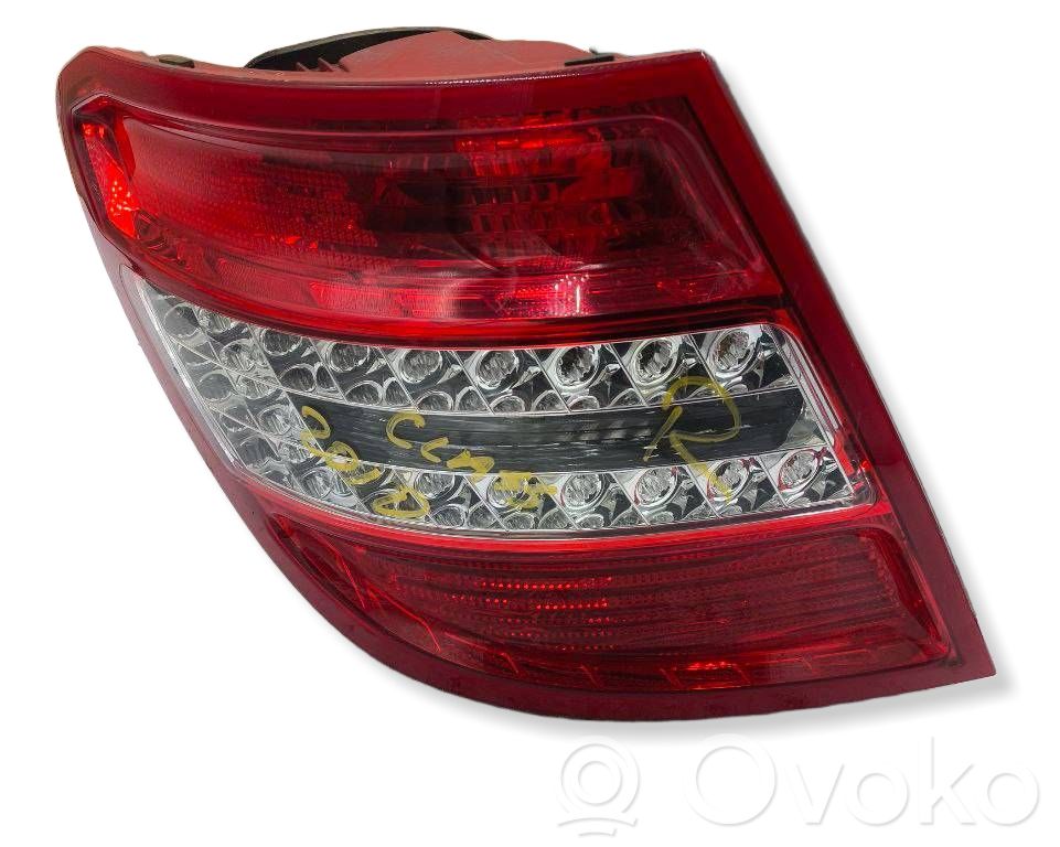 Mercedes-Benz C W204 Lampa tylna 
