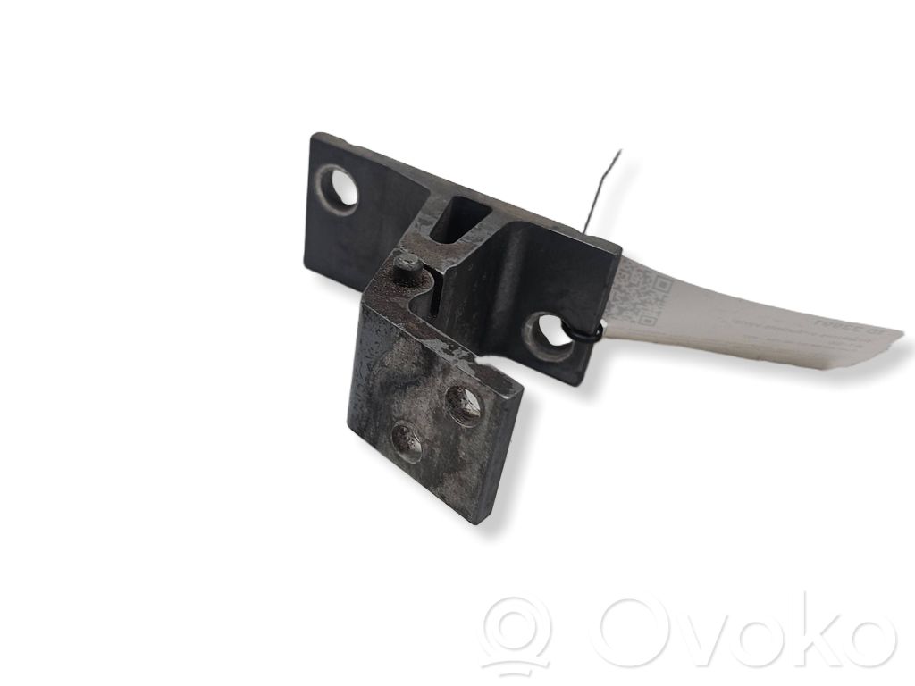 Audi A8 S8 D2 4D Front door upper hinge 