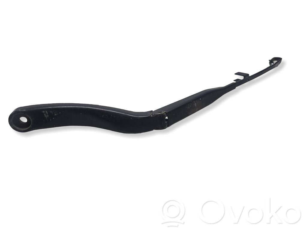 Audi A8 S8 D2 4D Wischerarm vorne 