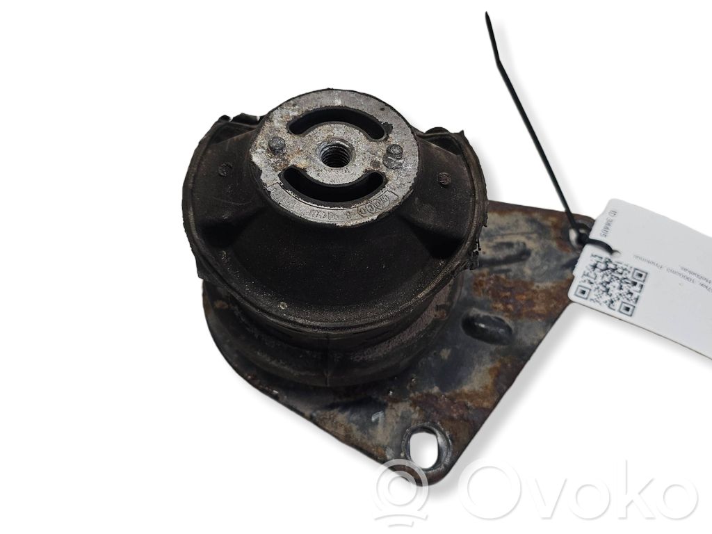 Volkswagen Lupo Engine mount bracket 