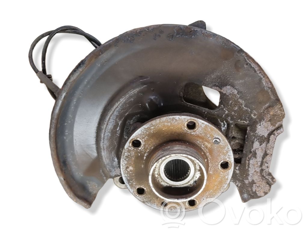 Nissan Qashqai Achsschenkel vorne 