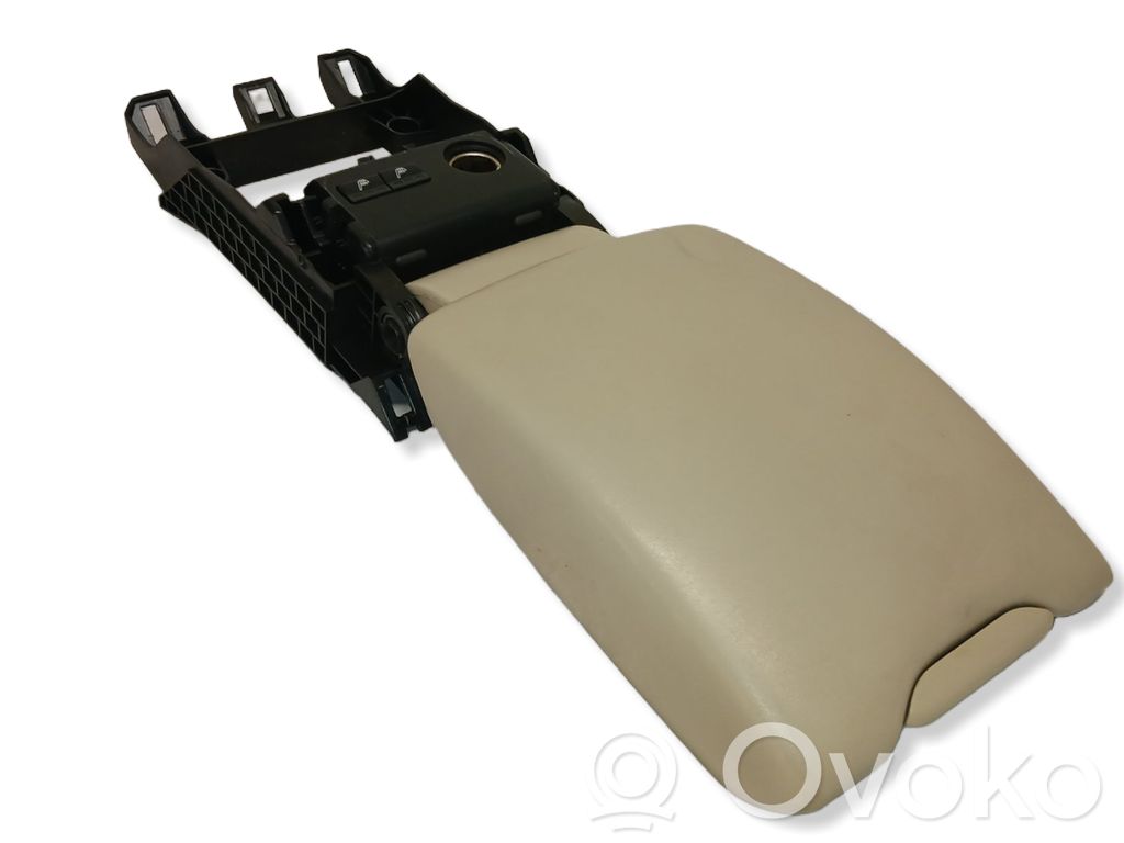 Volvo XC60 Armrest 