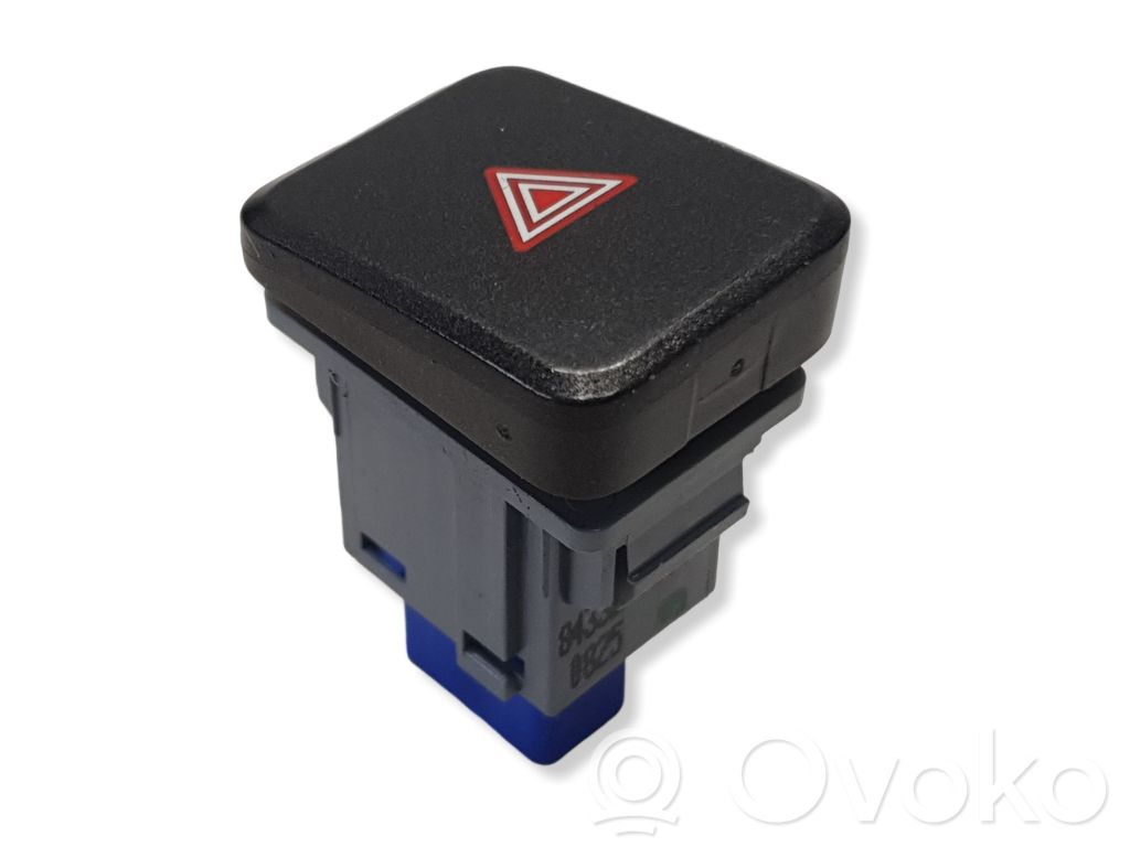 Toyota Auris E180 Botón interruptor de luz de peligro 
