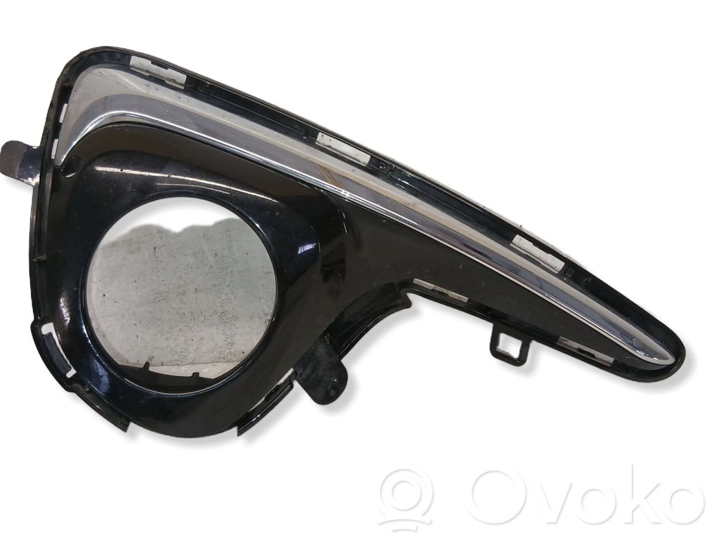 Toyota Yaris Grilă/ornament proiector ceață față 