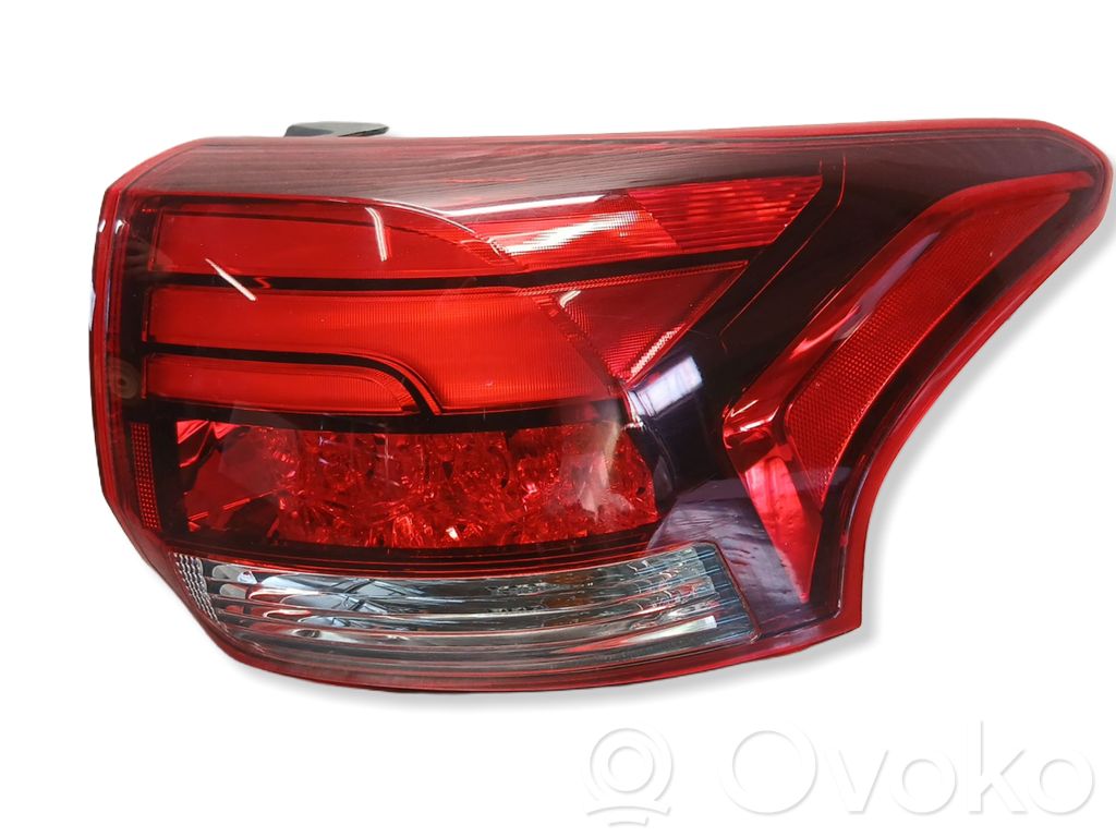 Mitsubishi Outlander Lampa tylna 