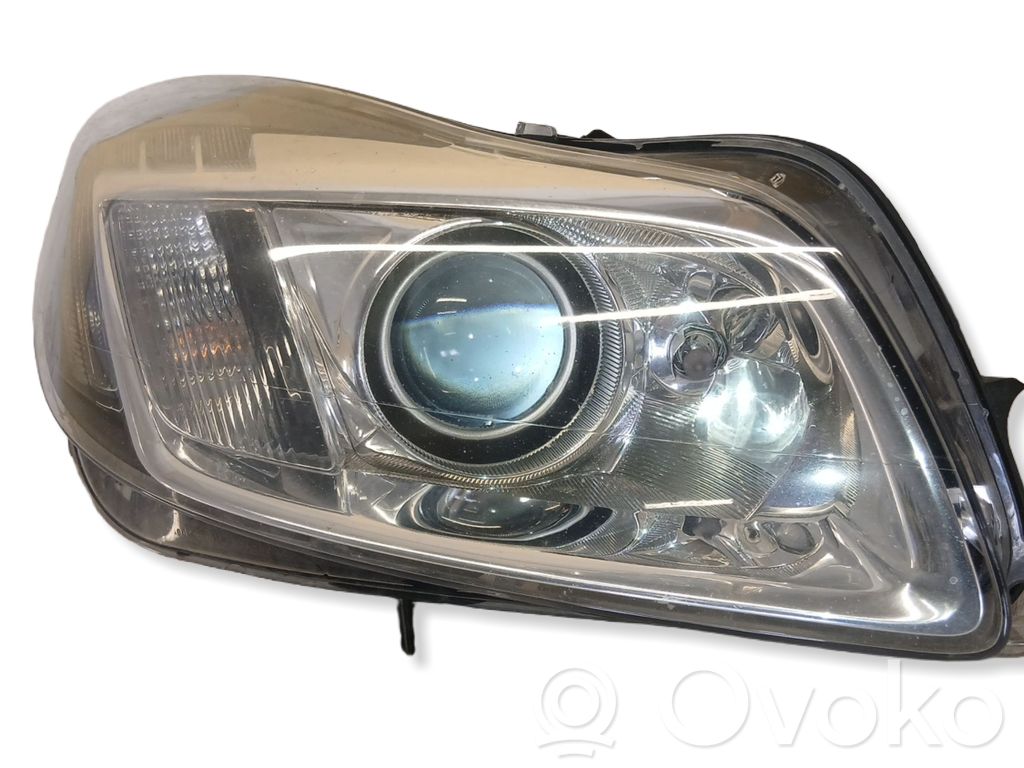 Opel Insignia A Lampa przednia 