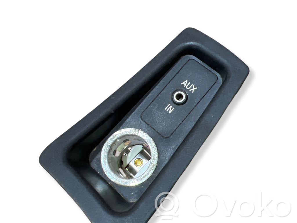 Разъем AUX   9110412