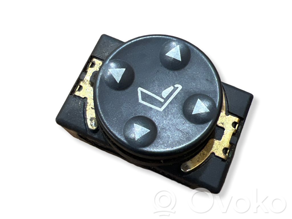 Seat control switch   8352291