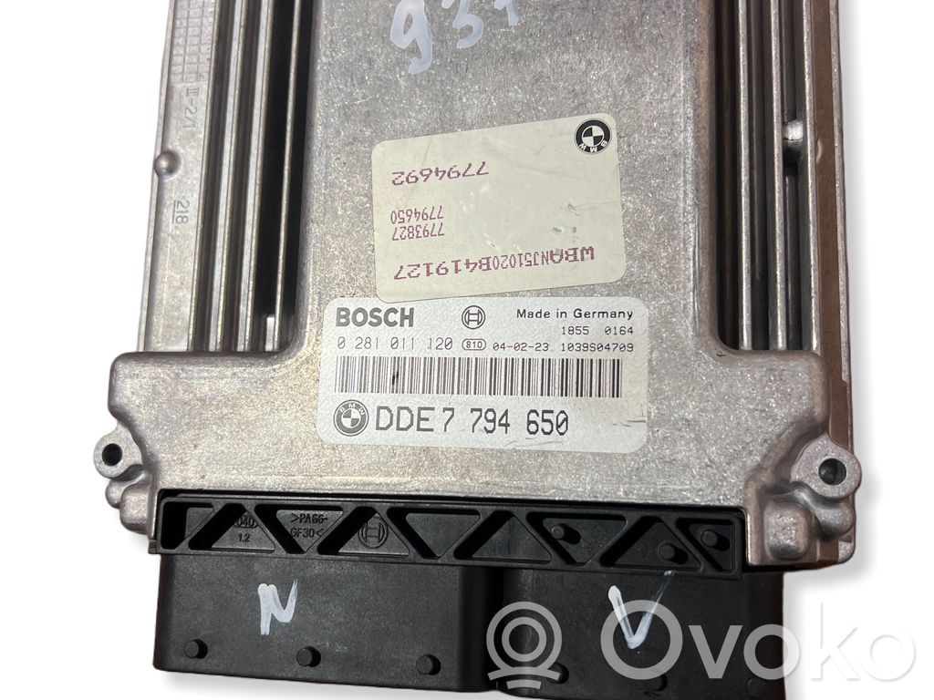 BMW 5 E60 E61 Engine control unit/module 