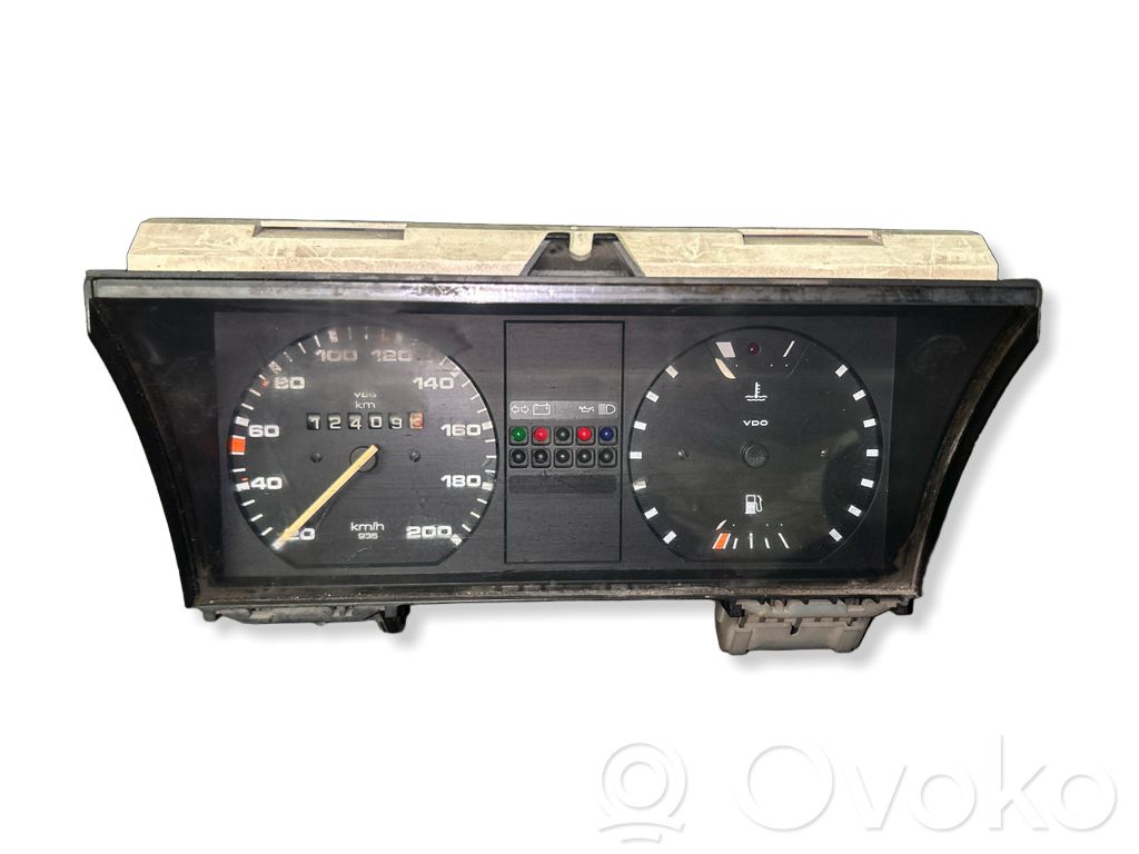 Volkswagen Golf II Licznik / Prędkościomierz 
