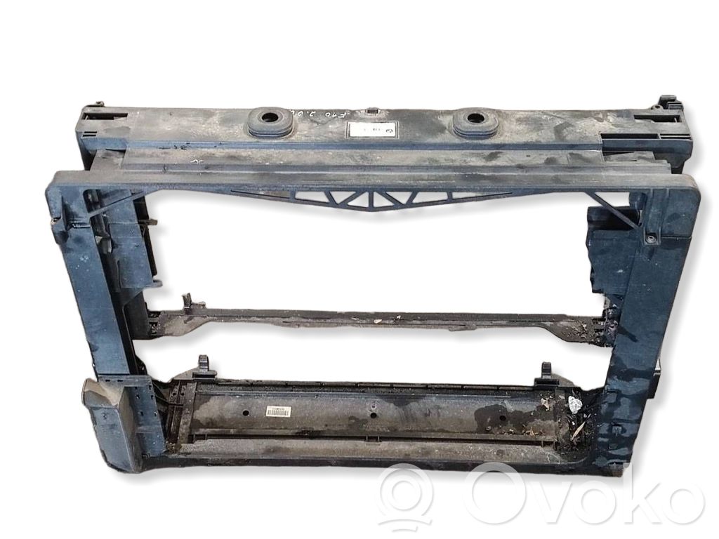 BMW 5 F10 F11 Panel mocowania chłodnicy 