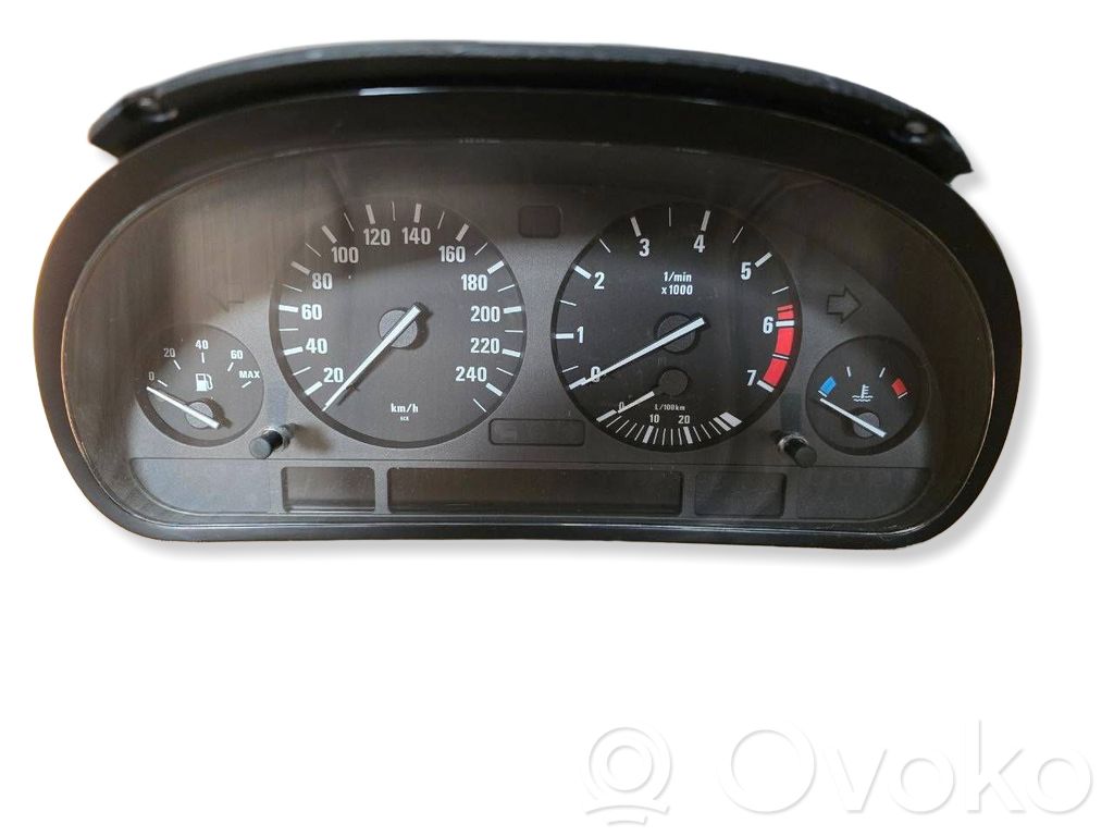 BMW 7 E38 Geschwindigkeitsmesser Cockpit 