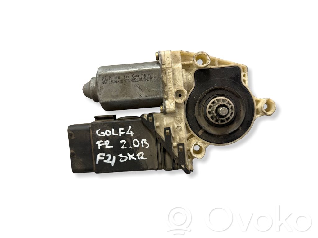 Volkswagen Golf IV Silnik regulatora szyby drzwi przednich 