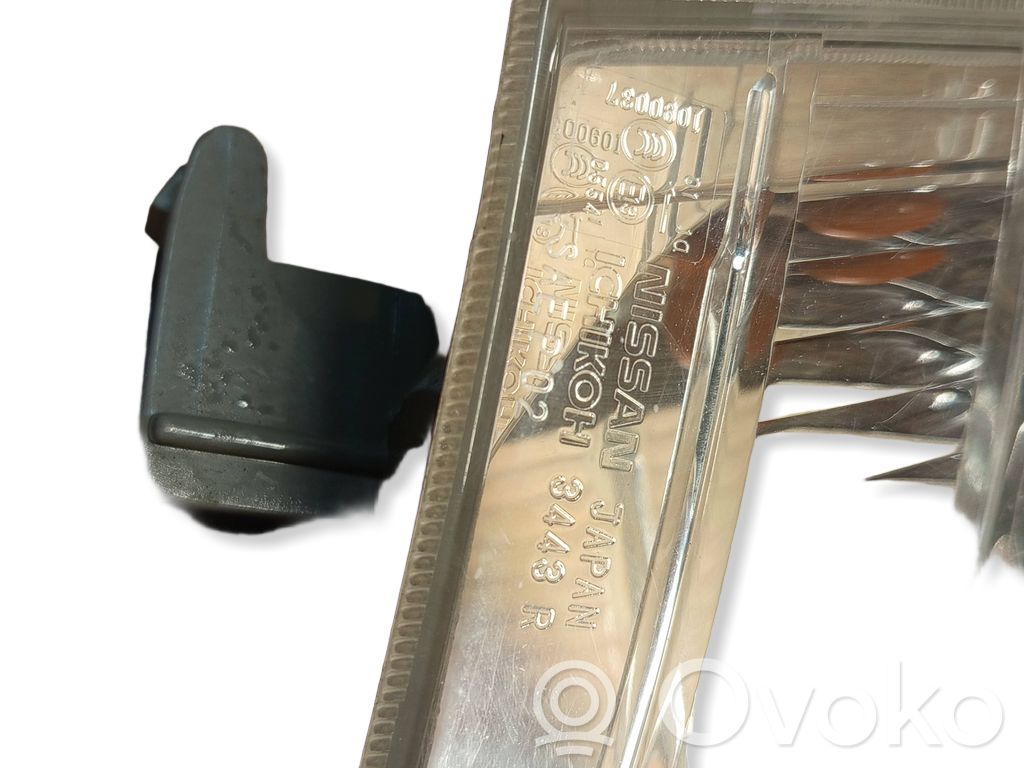 Nissan X-Trail T30 Front indicator light 