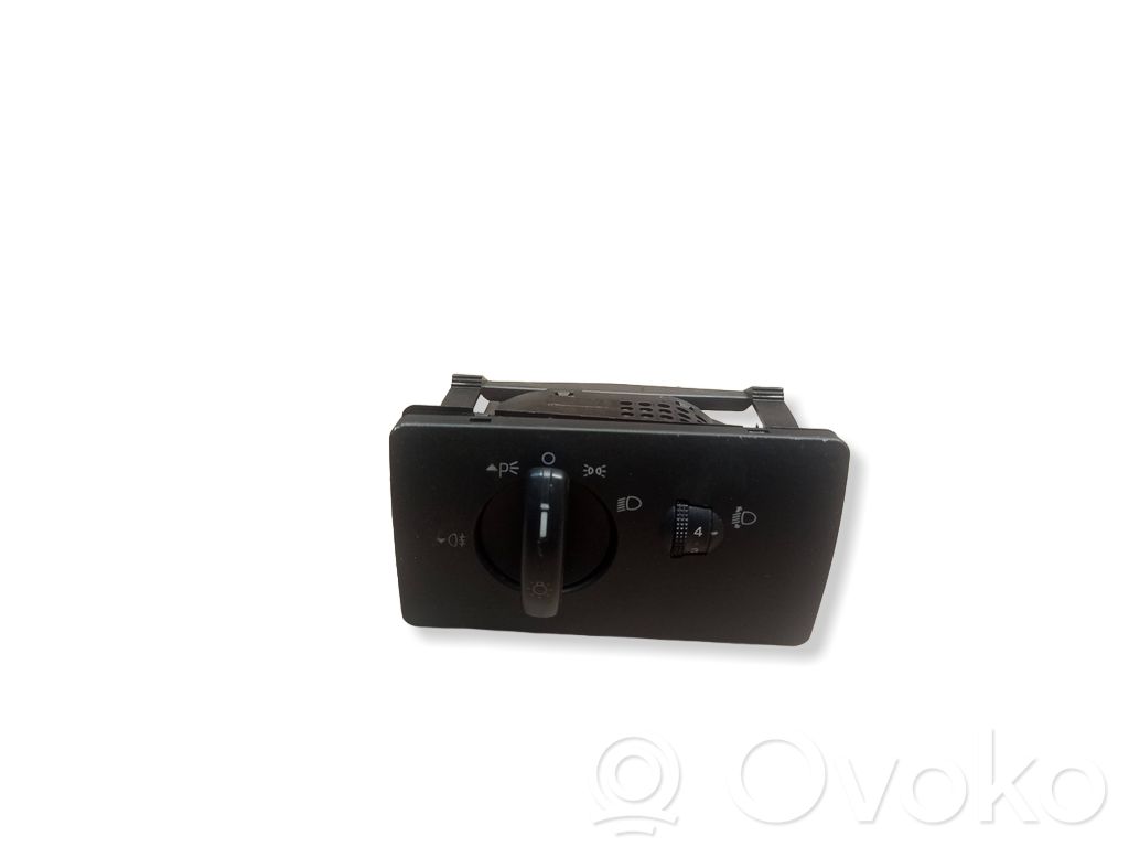 Interruptor de luz   4S7T13A024CD,04052724