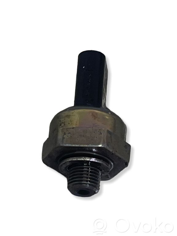 BMW 5 G30 G31 G38 Oil pressure sensor 