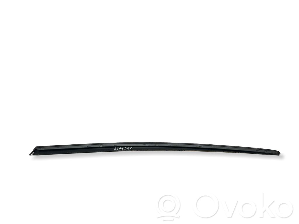 Windshield trim   8W6854327B