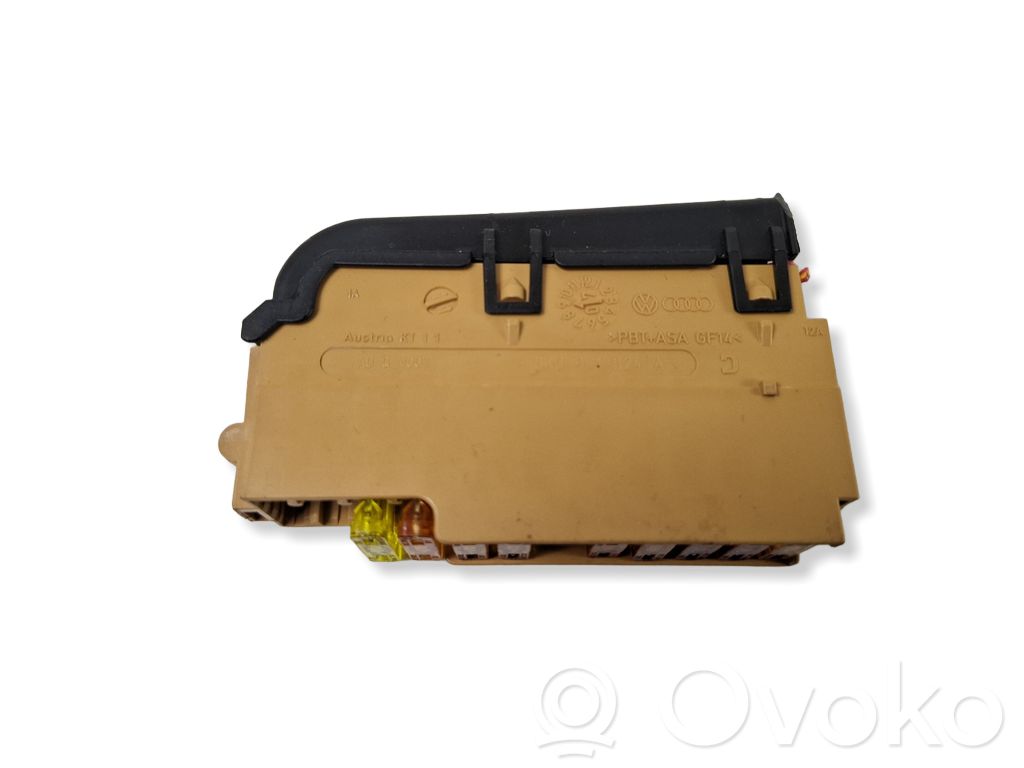 Audi A4 S4 B8 8K Sulakemoduuli 