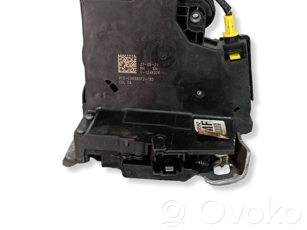 Opel Astra K Etuoven lukko 