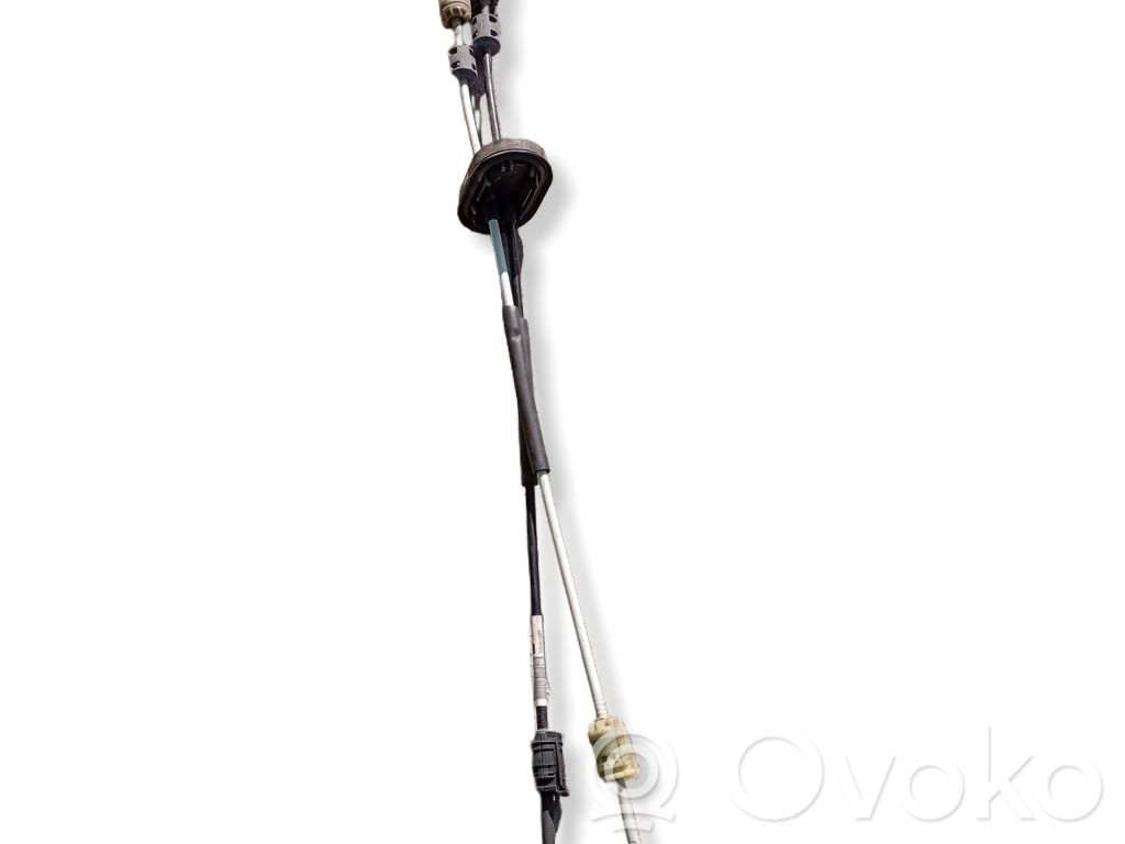 Opel Insignia A Gear shift cable linkage 