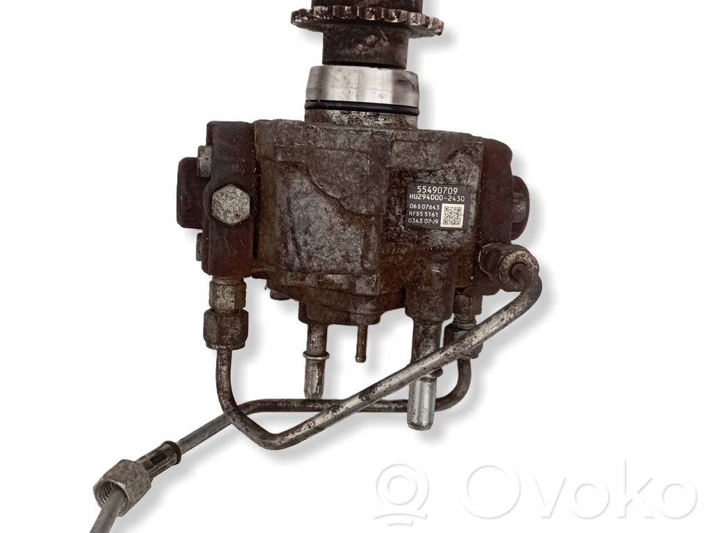 Opel Insignia A Fuel injection high pressure pump 