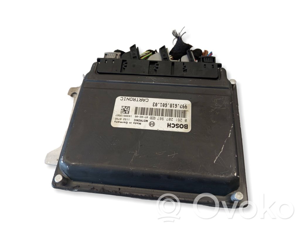 Komputer / Sterownik ECU silnika   99761860103,1039S13567,0261207987