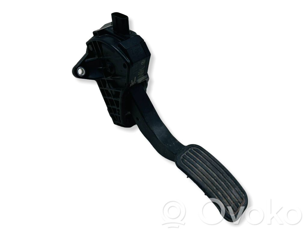 Akseleratora pedālis   7811002211