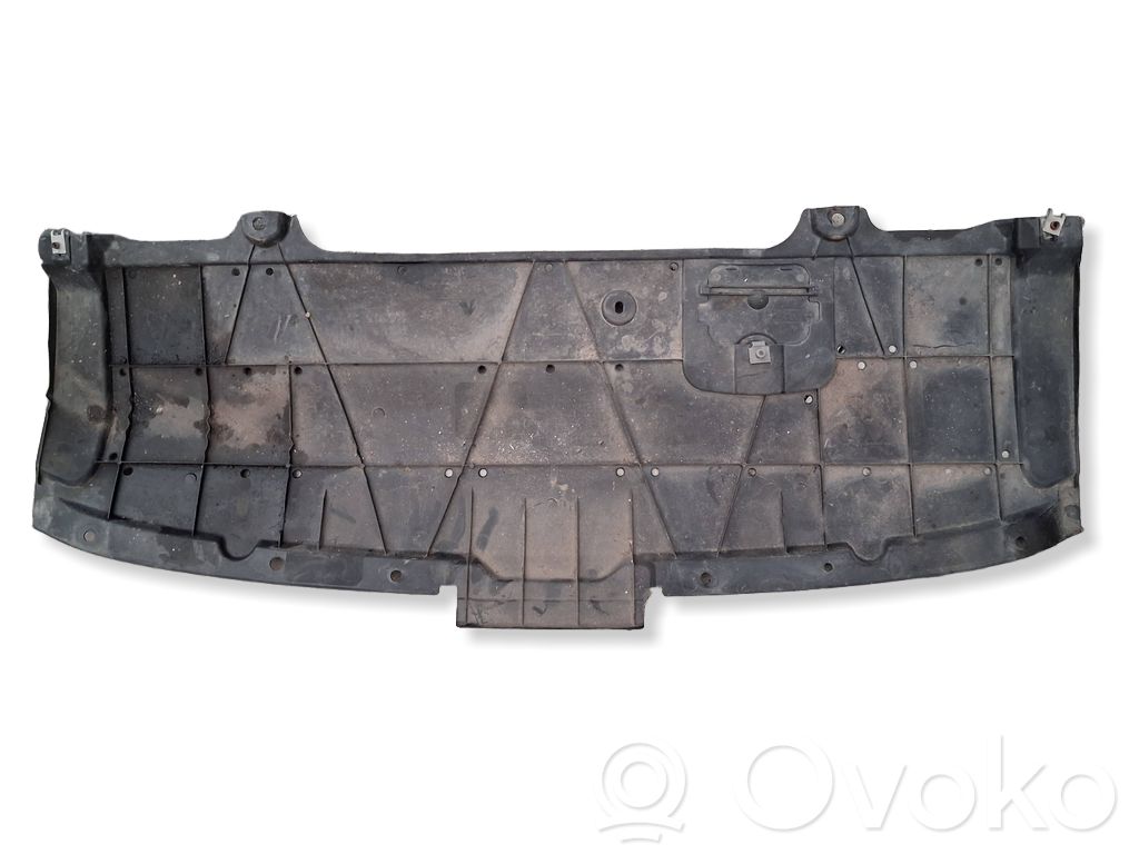 Engine splash shield/under tray   KB8A56079