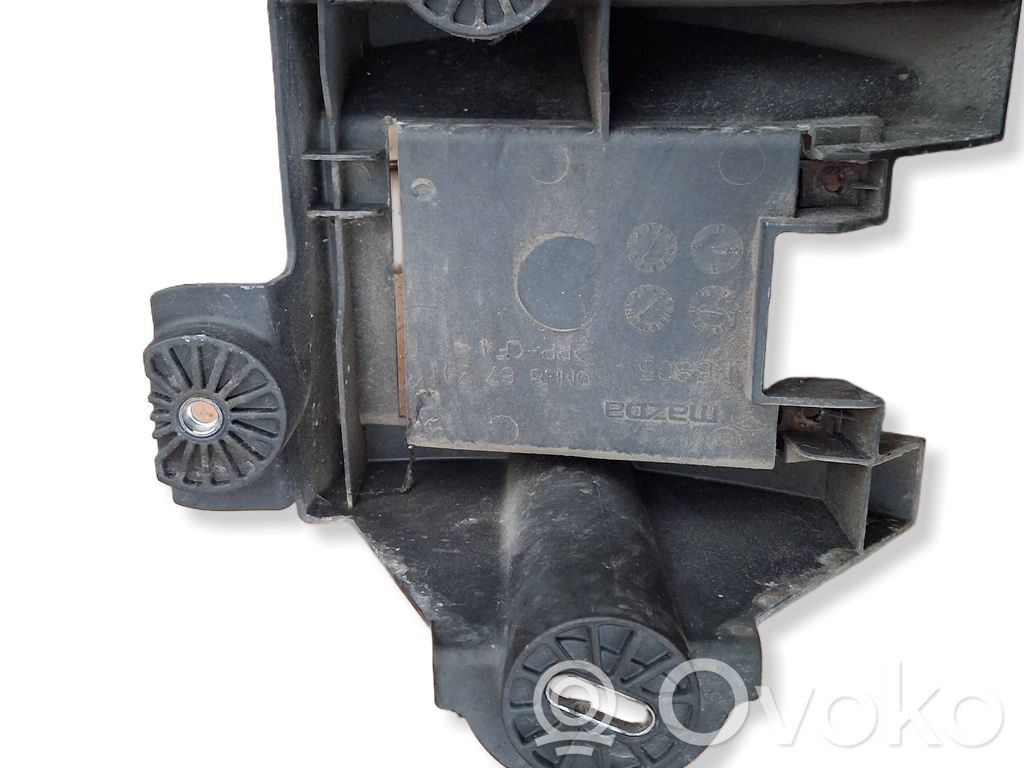 Mazda 6 Soporte de montaje del parachoques trasero 