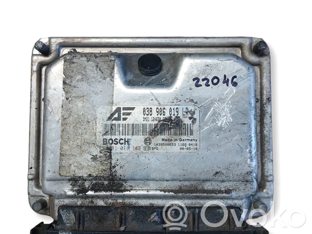 Volkswagen PASSAT B7 Engine control unit/module 