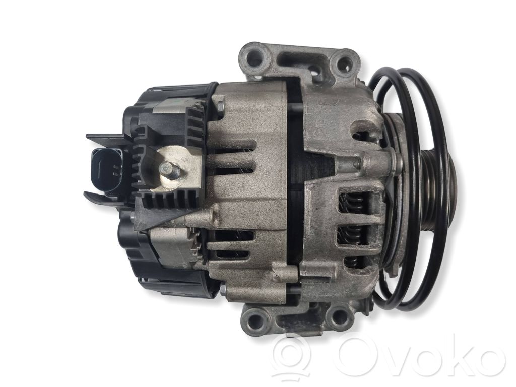 Audi A4 S4 B9 8W Ģenerators 