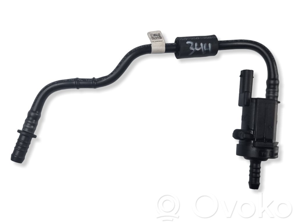 Audi A4 S4 B9 8W Turbo solenoid valve 