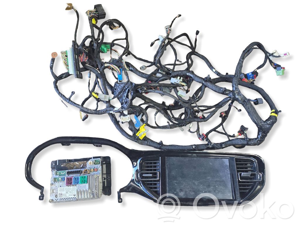 Panel / Radioodtwarzacz CD/DVD/GPS   P68433499AG,68433499AG,P68624936AA,7EH022X8AB,P68624936AA,P68628214AA