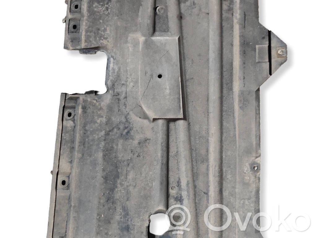 BMW 5 E39 Seitenbodenschutz 