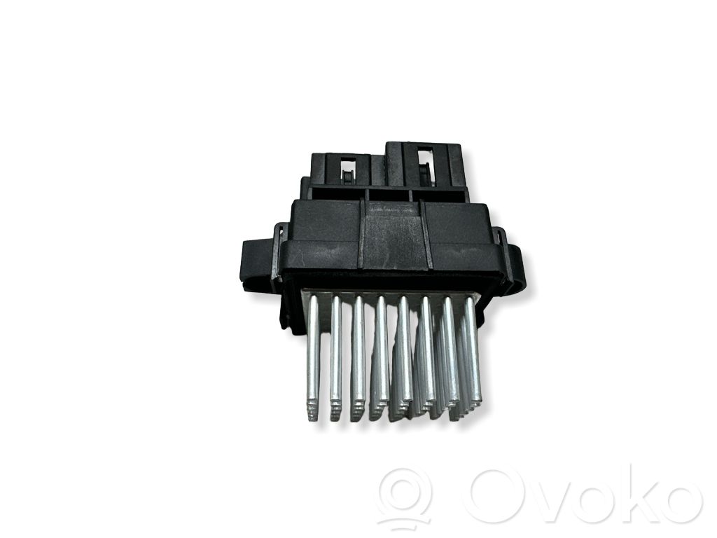 Opel Astra K Heater blower motor/fan resistor 