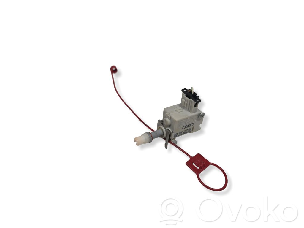 Audi A8 S8 D3 4E Fuel tank cap lock motor 